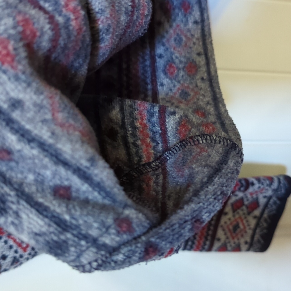 Pull Over Sweater - image 5